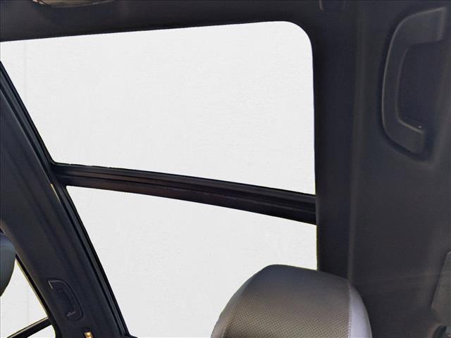 Photo of 2023 Alpine White BMW X5