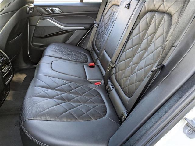 Photo of 2023 Alpine White BMW X5
