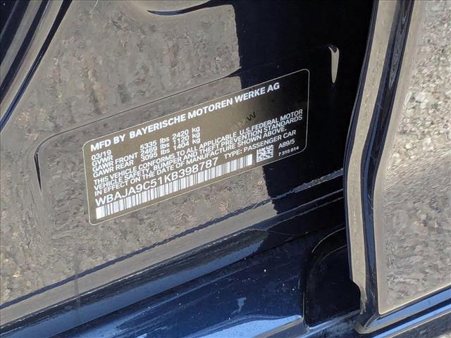 Photo of 2019 Imperial Blue Metallic BMW 530e