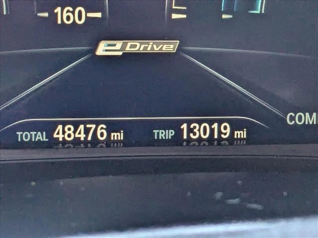 Photo of 2019 Imperial Blue Metallic BMW 530e