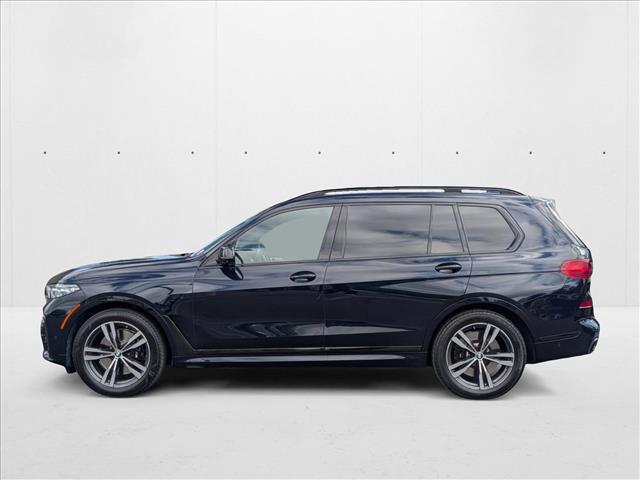 Photo of 2021 Carbon Black Metallic BMW X7