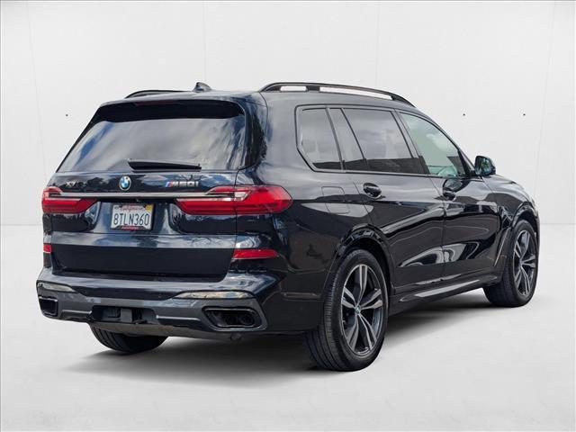 Photo of 2021 Carbon Black Metallic BMW X7