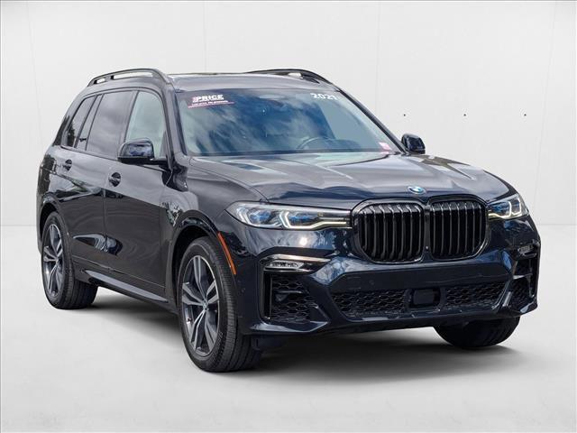 Photo of 2021 Carbon Black Metallic BMW X7