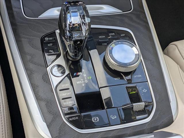 Photo of 2021 Carbon Black Metallic BMW X7