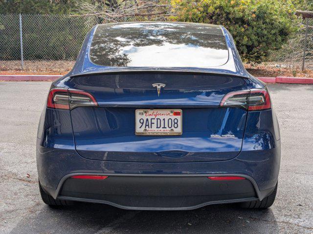 Photo of 2022 Deep Blue Metallic Tesla Model Y