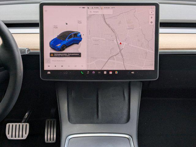 Photo of 2022 Deep Blue Metallic Tesla Model Y