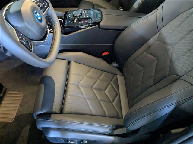 Photo of 2026 Cape York Green Metallic BMW i5