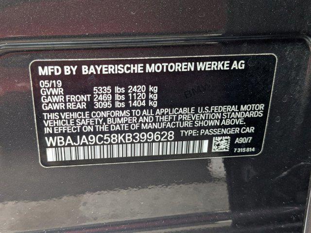 Photo of 2019 Dark Graphite Metallic BMW 530e