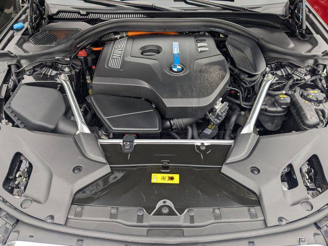 Photo of 2019 Dark Graphite Metallic BMW 530e