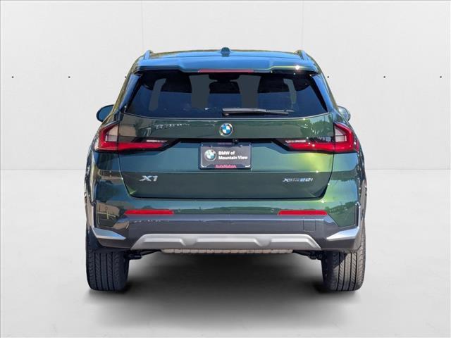 Photo of 2025 San Remo Green Metallic BMW X1