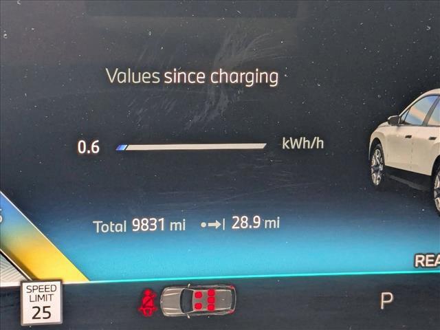 Photo of 2025 Mineral White Metallic BMW iX