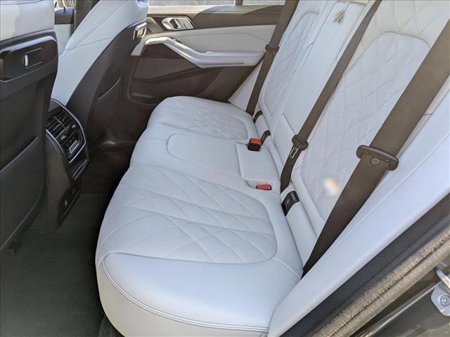 Photo of 2025 Manhattan Green Metallic BMW X5