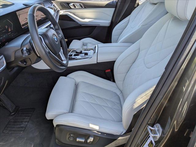 Photo of 2025 Manhattan Green Metallic BMW X5