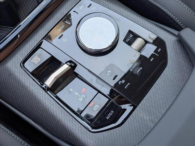 Photo of 2025 Alpine White BMW X3