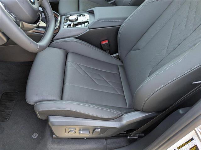 Photo of 2025 Alpine White BMW X3