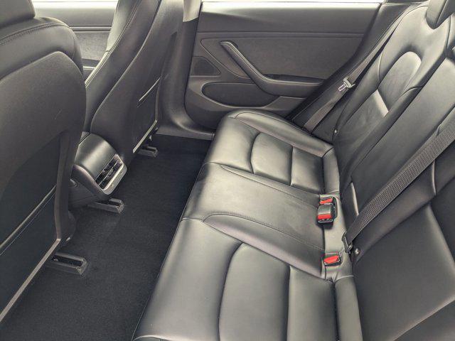 Photo of 2018 Deep Blue Metallic Tesla Model 3