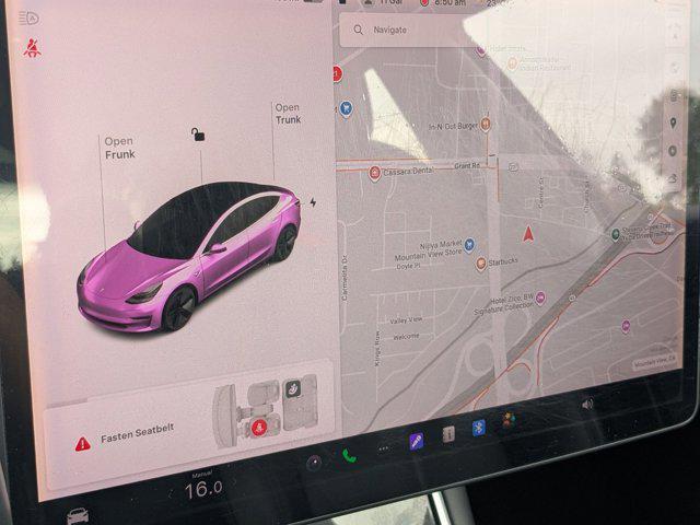 Photo of 2018 Deep Blue Metallic Tesla Model 3