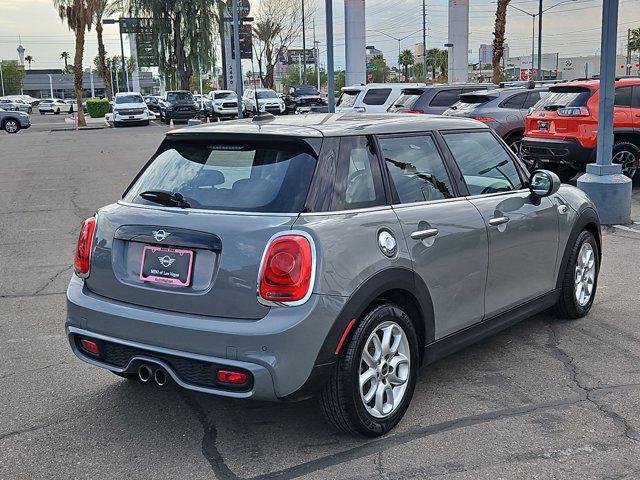 Photo of 2019 Moonwalk Grey Metallic MINI Hardtop