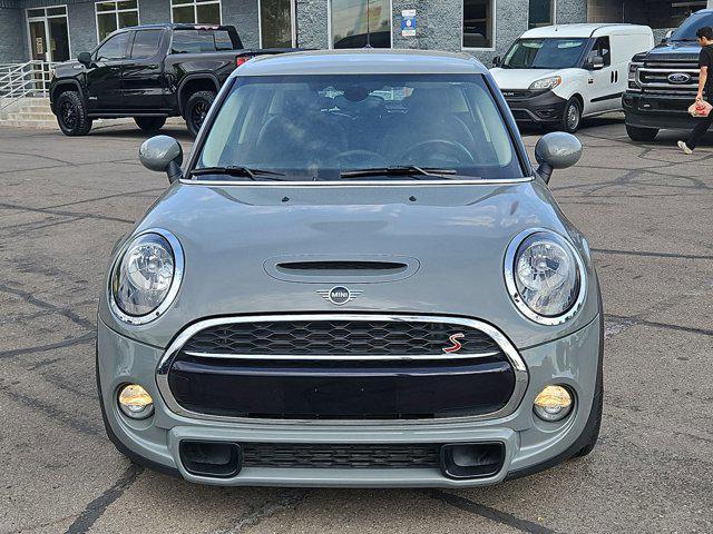 Photo of 2019 Moonwalk Grey Metallic MINI Hardtop