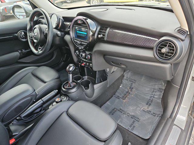 Photo of 2019 Moonwalk Grey Metallic MINI Hardtop