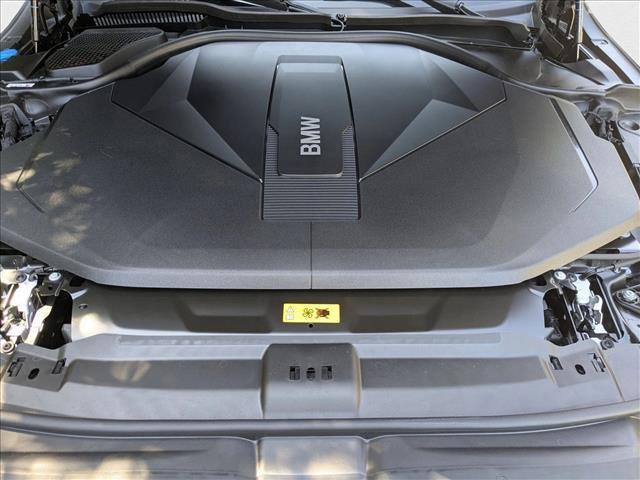 Photo of 2025 Dark Graphite Metallic BMW i5