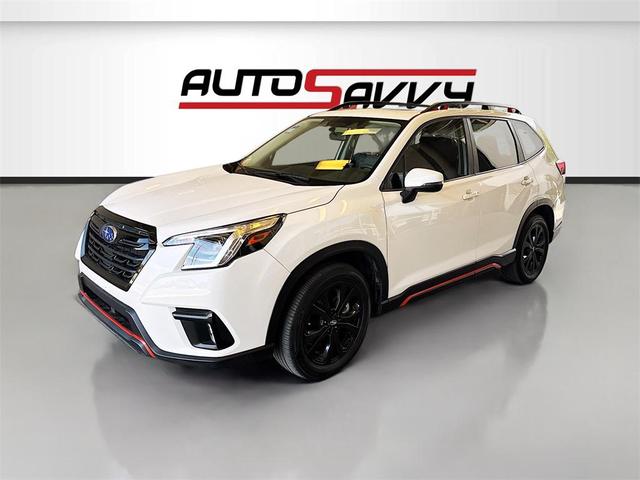 Photo of 2023 Crystal White Pearl Subaru Forester