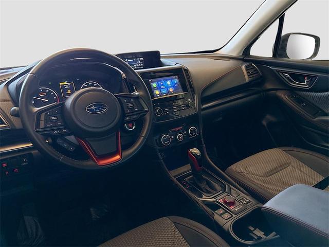 Photo of 2023 Crystal White Pearl Subaru Forester