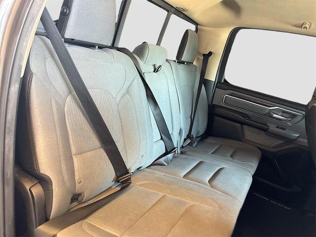 Photo of 2019 Granite Crystal Metallic Clearcoat RAM 1500