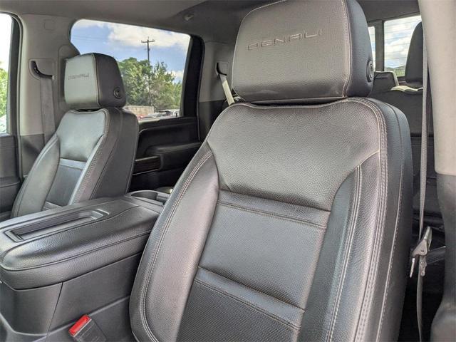 Photo of 2022 Hunter Metallic GMC Sierra 2500