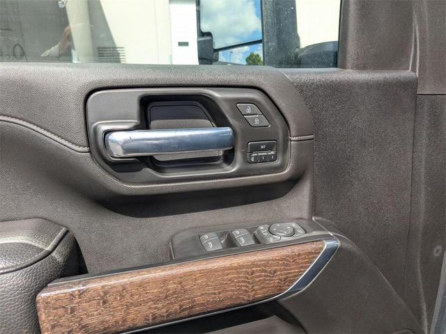 Photo of 2022 Hunter Metallic GMC Sierra 2500