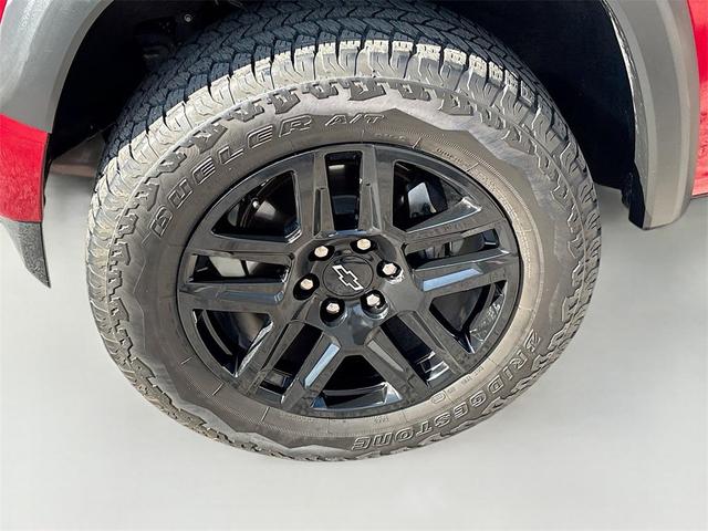Photo of 2023 Radiant Red Tintcoat Chevrolet Colorado