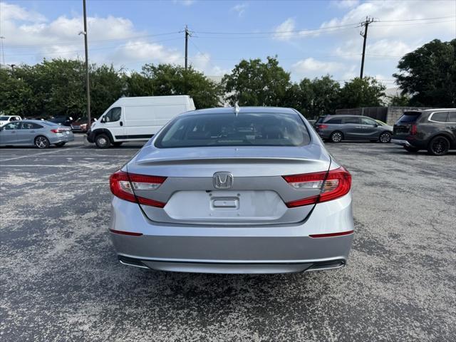 Photo of 2018 Crystal Black Pearl Honda Accord