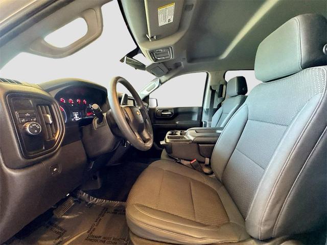 Photo of 2019 Silver Ice Metallic Chevrolet Silverado 1500