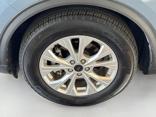 Photo of 2024 Vapor Blue Metallic Ford Escape