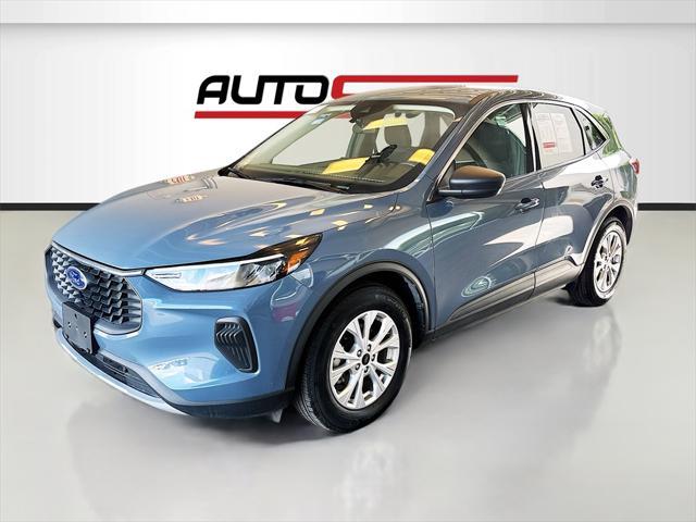 Photo of 2024 Vapor Blue Metallic Ford Escape