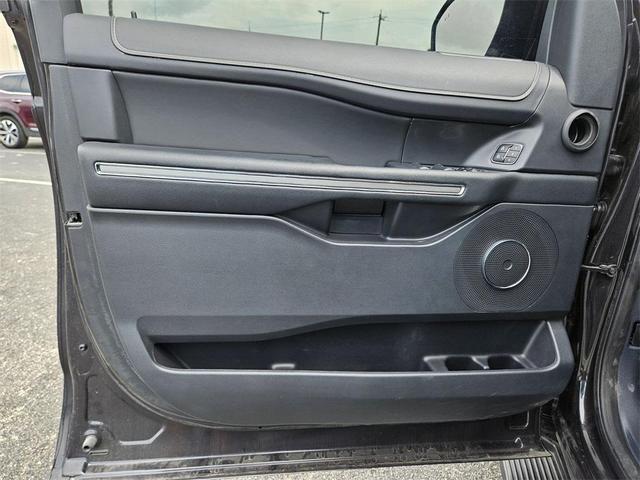Photo of 2024 Dark Matter Gray Metallic Ford Expedition Max