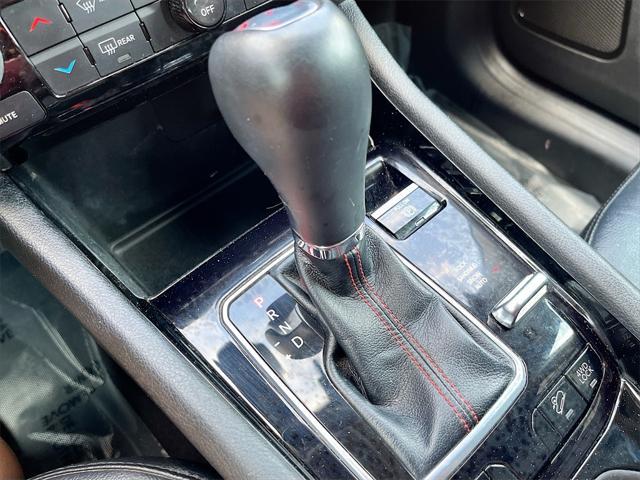 Photo of 2022 Granite Crystal Metallic Clearcoat Jeep Compass