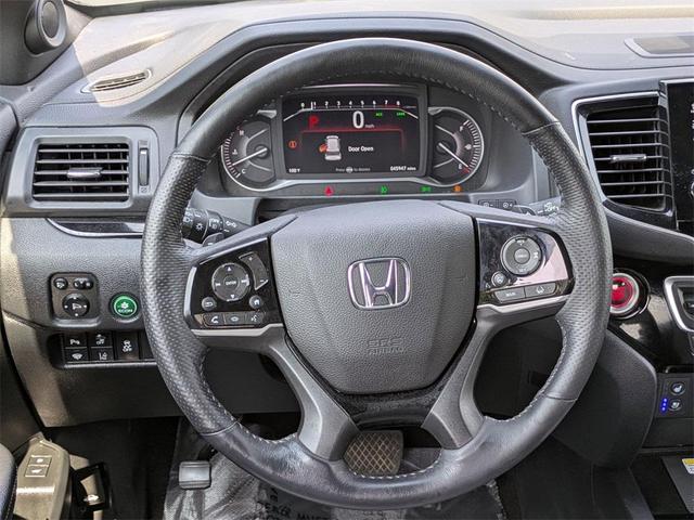 Photo of 2022 Platinum White Pearl Honda Passport