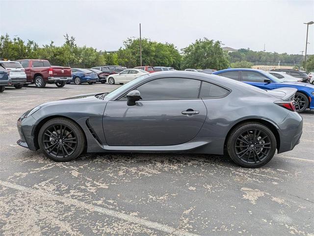 Photo of 2023 Pavement Toyota GR86