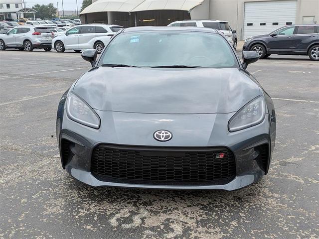 Photo of 2023 Pavement Toyota GR86