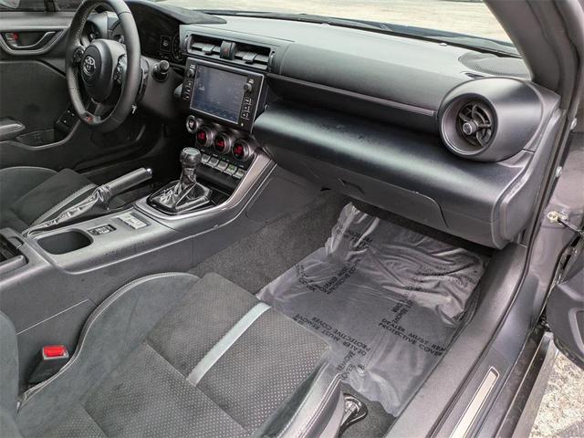 Photo of 2023 Pavement Toyota GR86