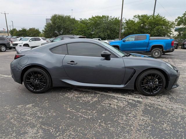 Photo of 2023 Pavement Toyota GR86