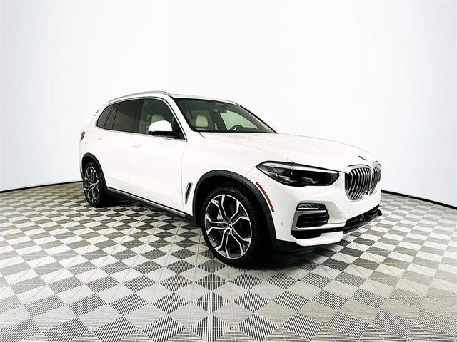Photo of 2020 Alpine White BMW X5