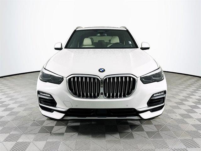 Photo of 2020 Alpine White BMW X5