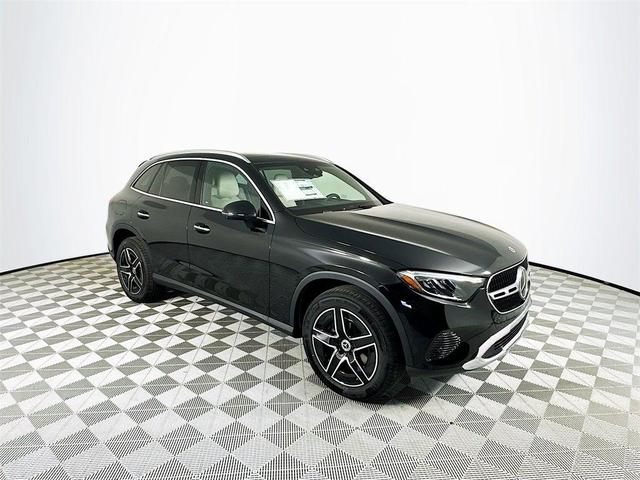 Photo of 2026 Obsidian Black Mercedes-Benz GLC 300