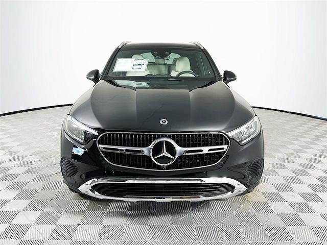 Photo of 2026 Obsidian Black Mercedes-Benz GLC 300