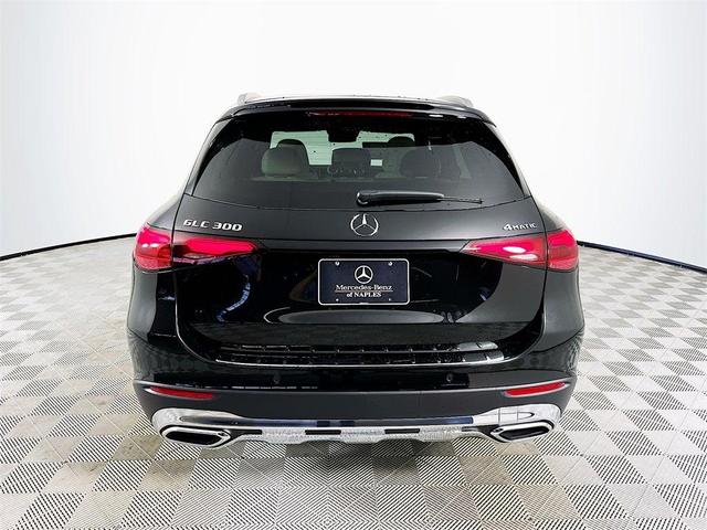 Photo of 2026 Obsidian Black Mercedes-Benz GLC 300