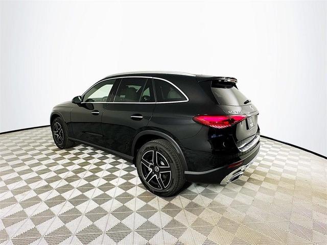 Photo of 2026 Obsidian Black Mercedes-Benz GLC 300