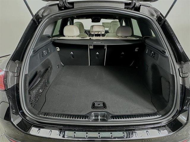 Photo of 2026 Obsidian Black Mercedes-Benz GLC 300