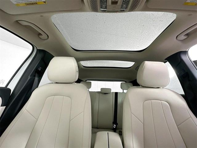 Photo of 2026 Polar White Mercedes-Benz GLA 250